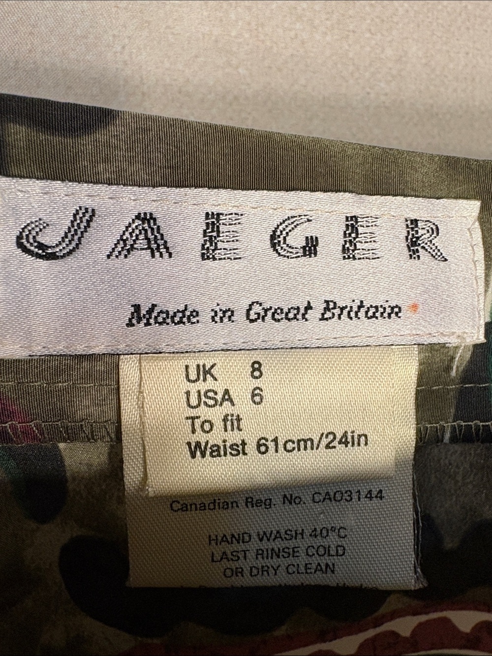 Vintage Jaeger - Printed Olive Wrap Green Midi Skirt with Abstract - Picture 2 of 8